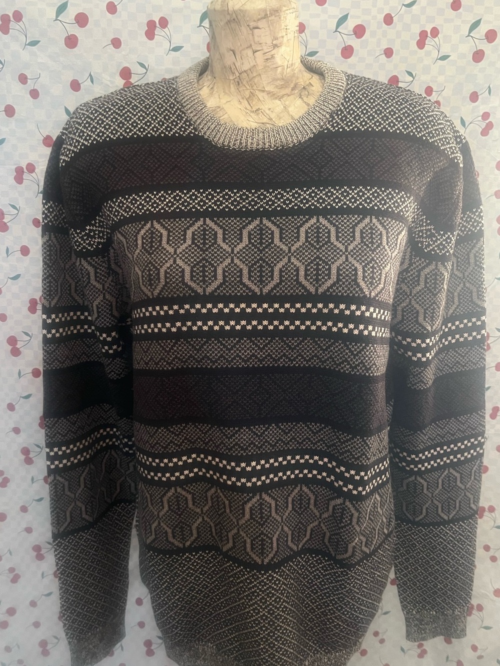 🍁🍂Size XXL Only & Sons Patterned Sweater